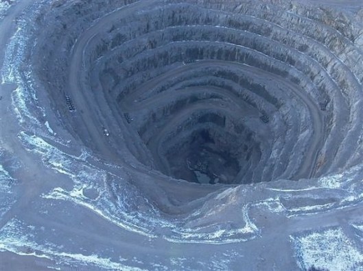Diamond mine Canada